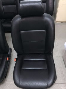 愛車雖報廢，真皮座椅卻依舊閃亮 轉讓988三廂完美座椅